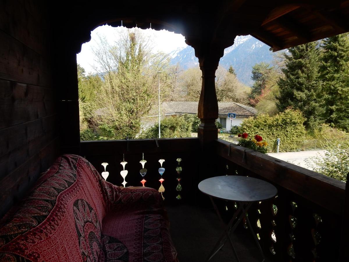Traditional Swiss-Flat Interlaken Exterior photo